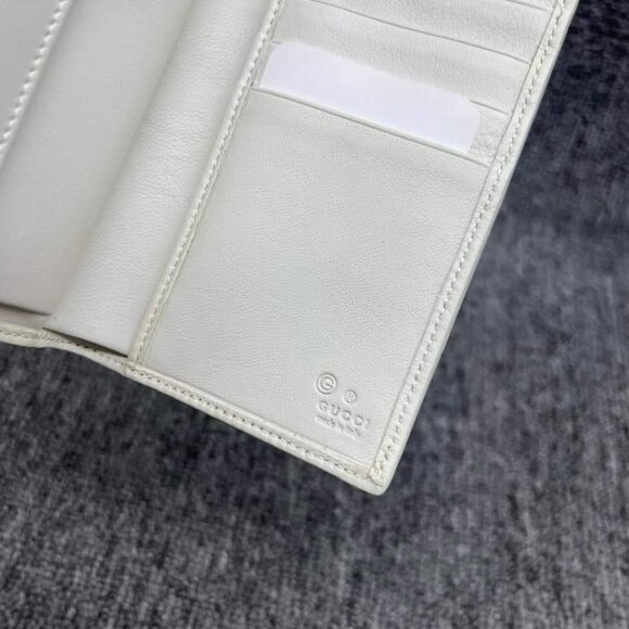 100% Authentic Gucci GG Trifold Wallet - Picture 10 of 12